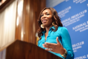 Venus Williams addressed a sold-out crowd at a July 7 NPC luncheon event. She discussed the 2010 Wimbledon tournament, her play with the Washington Kastles and her new book. Photo...