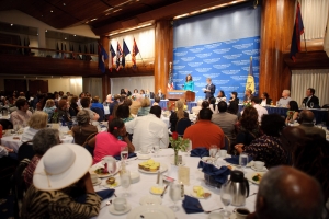 Venus Williams addressed a sold-out crowd at a July 7 NPC luncheon event. She discussed the 2010 Wimbledon tournament, her play with the Washington Kastles and her new book. Photo...