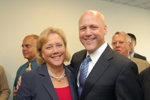 U.S. Sen Mary Landrieu, sister of New Orleans Mayor Mitch Landrieu, welcomes her brother to the National Press Club.