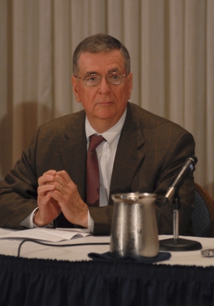 Clark Hoyt, former Washington editor for Knight-Ridder and now New York Times public editor. Photo by Greg Tinius.