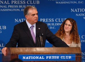 Treasury Secretary Ray LaHood answers questions from the audience at the National Press Club Luncheon, May 21, 2009 with NPC President Donna Leinwand.Photo: Greg Tinius/Tinius-Arts