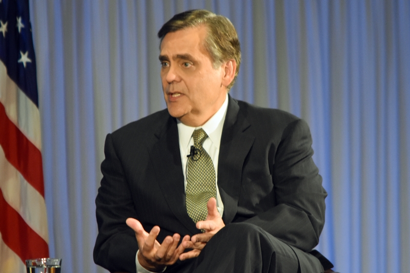 George Washington University legal scholar Jonathan Turley told The Kalb Report that the process for impeachment is moving too quickly and threatens to “tear the country apart.” Photo by Alan Kotok