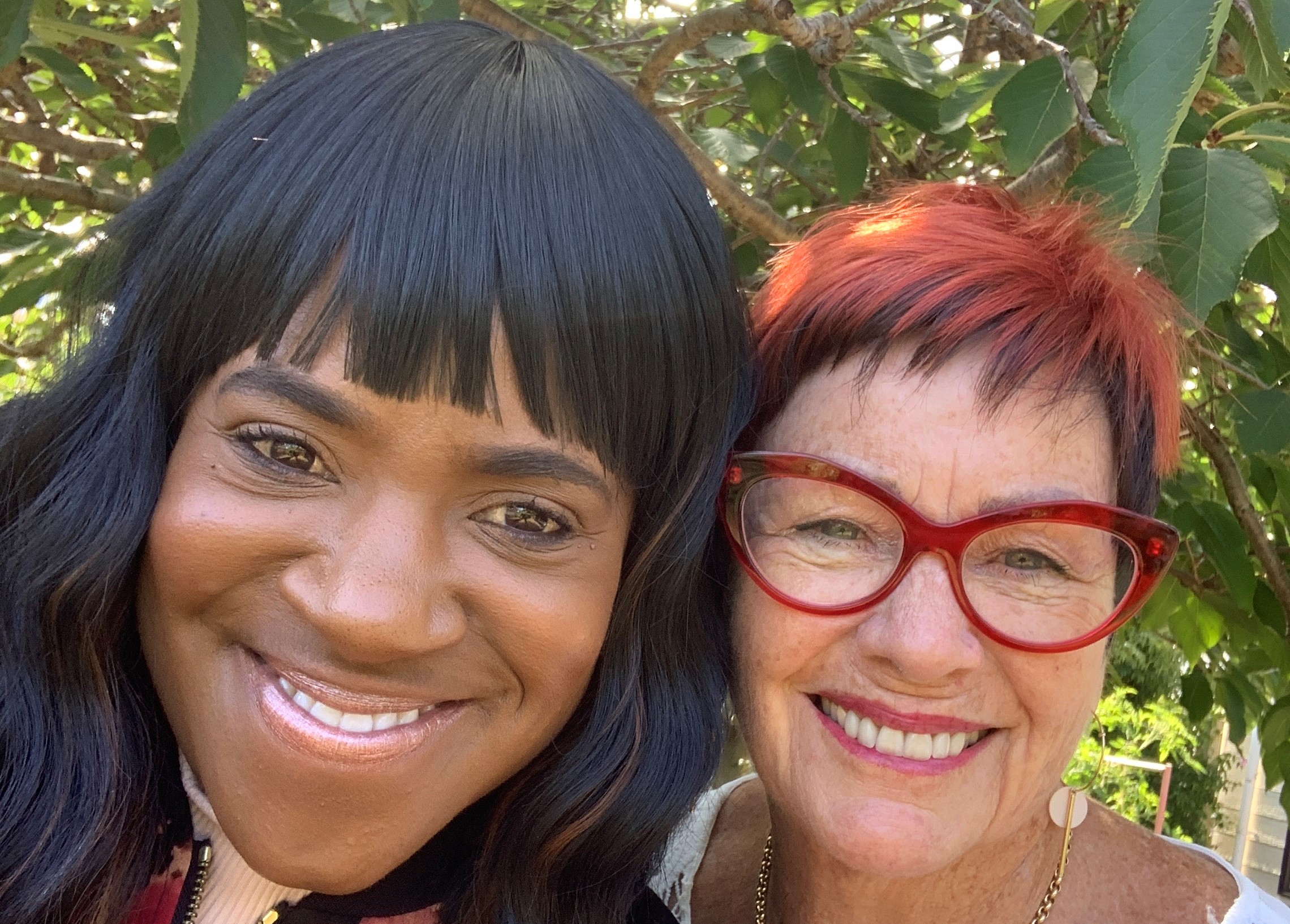 Victoria Gaither (L) and Heather Hutchings