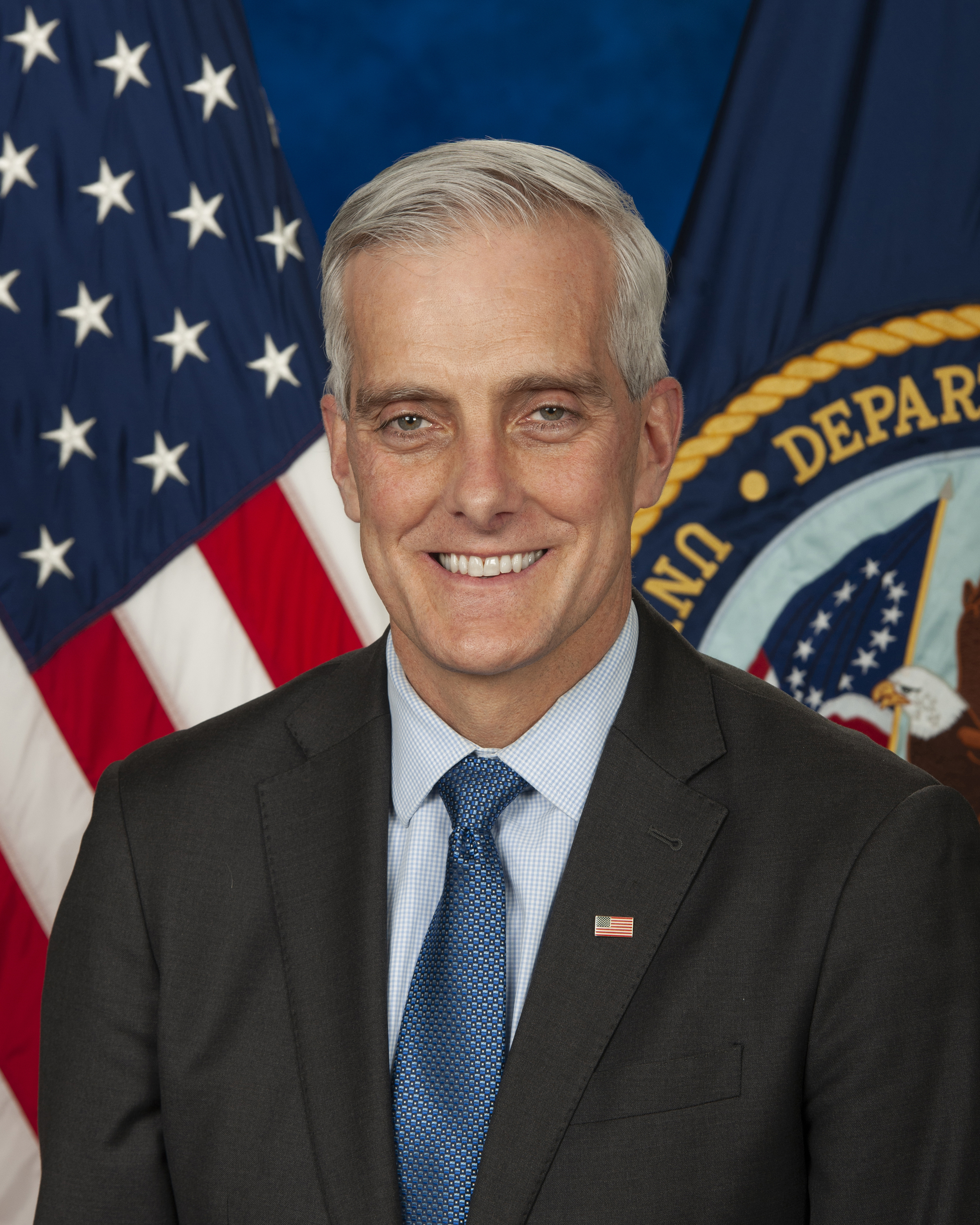 Veterans Affairs Secretary Denis McDonough will speak at a National Press Club in-person Headliners luncheon on Tuesday, Nov. 9. 