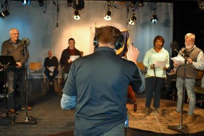 Director Scott Graham gives instructions to the cast. Photo: Alan Kotok