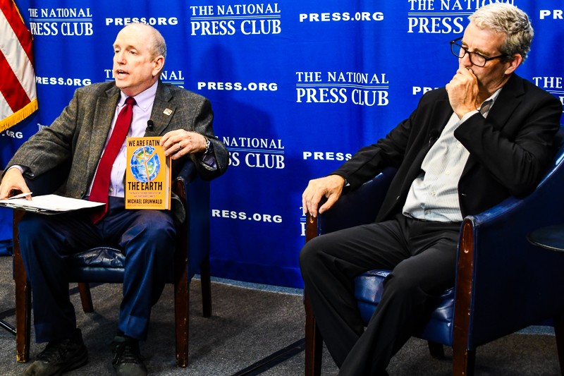 Photo of National Press Club Secretary Mark Schoeff Jr. and Michael Grunwald
