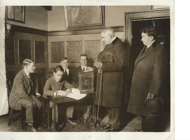 Photo of President Harding at Club