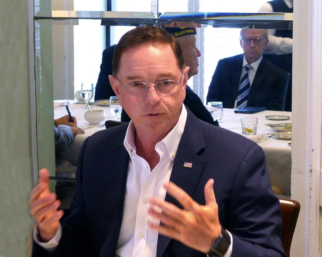 Photo of Robert Hastings, a retired brigadier general